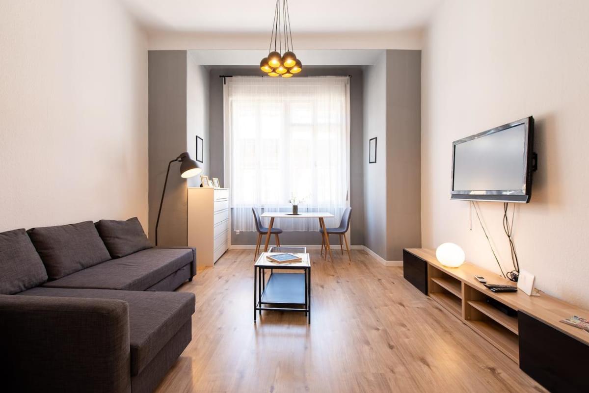 Budapest4U - New Apt In The Central Of Budapest Luaran gambar